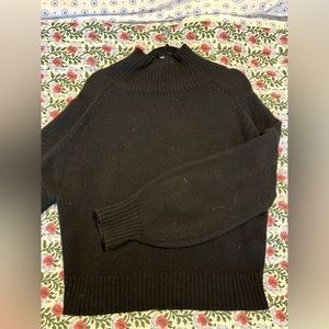 Lightly worn black Nadaam turtleneck sweater. 100% cashmere